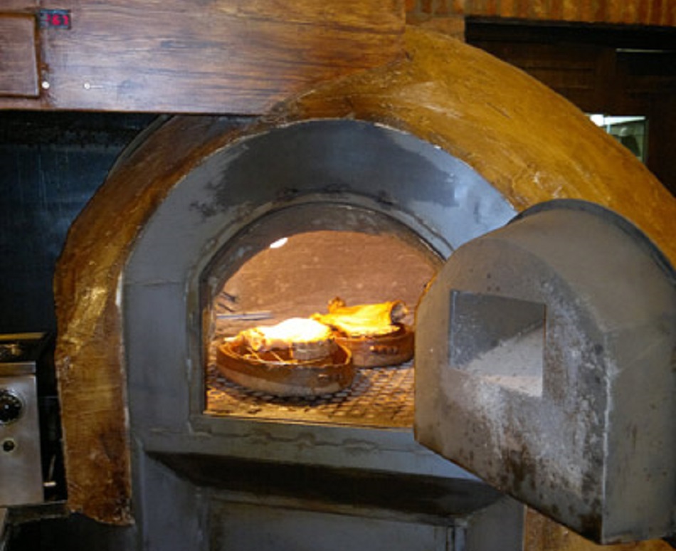 Cocinar en horno de leña